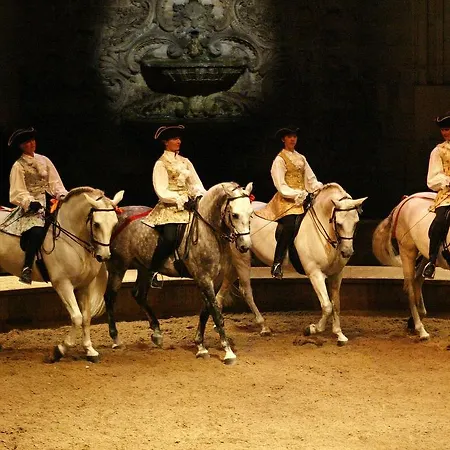 Relais De La Haute Pommeraye * Apremont (Oise)